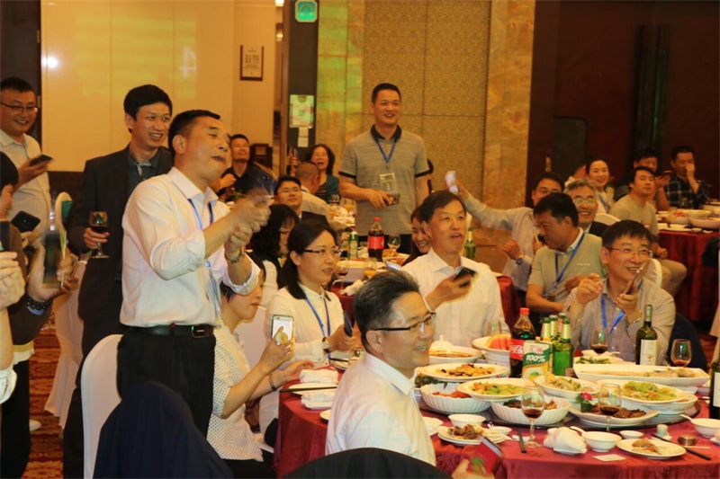 “匯富之夜”第三屆中國氟硅產業大會2019  